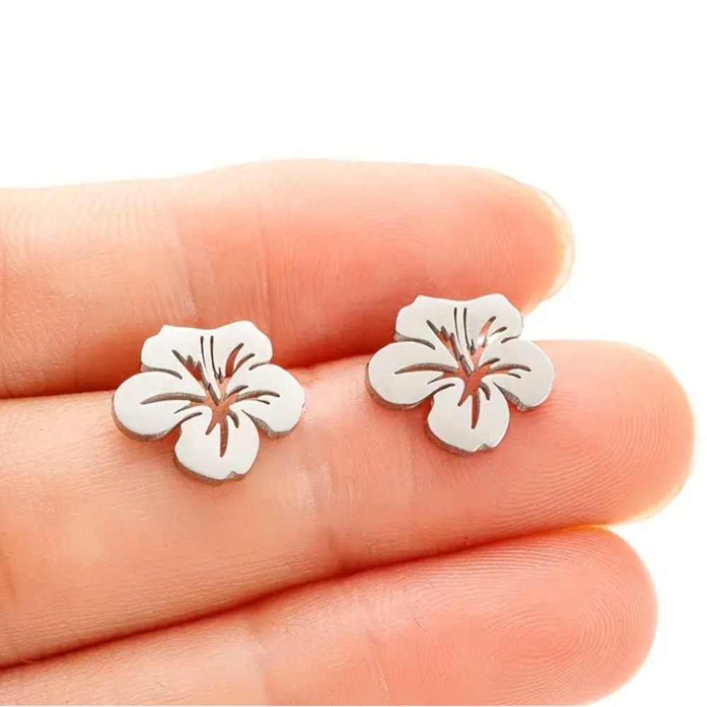 Tropical Hibiscus Flower Silver Toned Stud Earrings - Picture 1 of 1